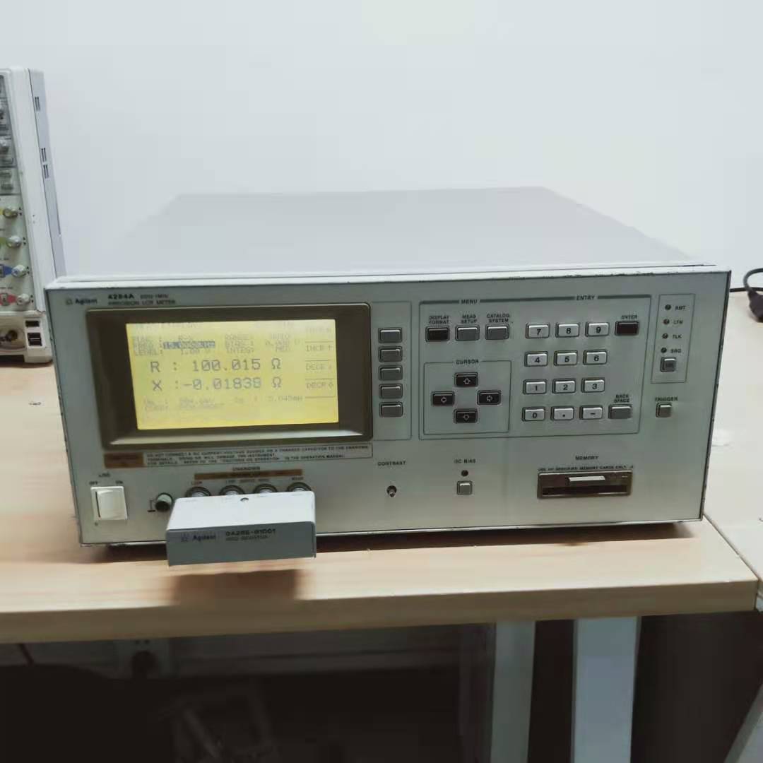 ݸ  Agilent 4284A LCR